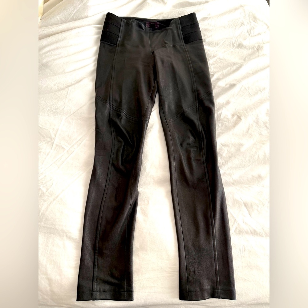 Women’s Hale Bob leather leggings size Small